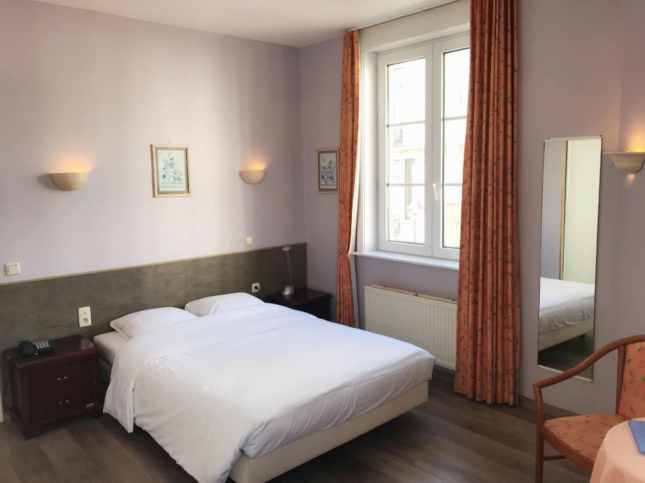 Hotel Claridge Blankenberge Bagian luar foto